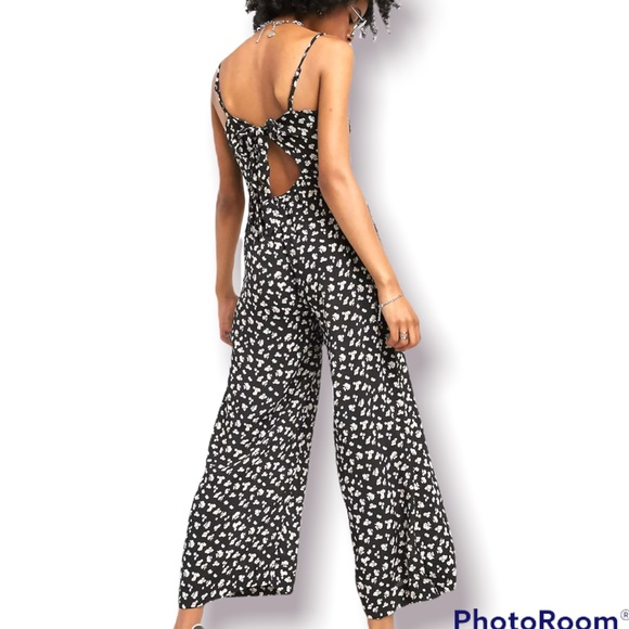 TOPSHOP | Full Body Floral TALL Jumpsuit - Picture 3 of 15
